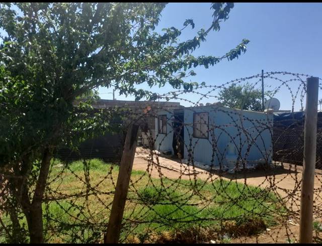 LAND FOR SALE IN PALM RIDGE